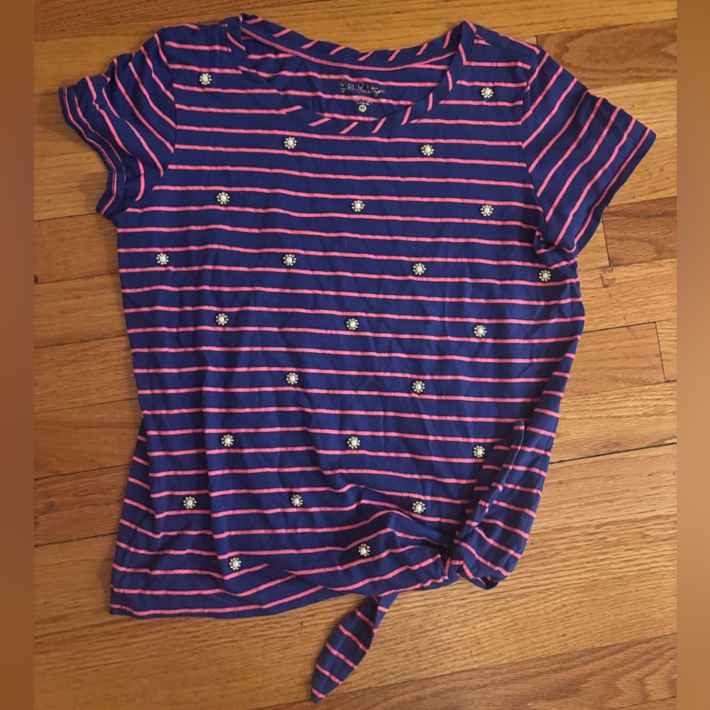 Lily Pulitzer navy and pink short sleeved t shirt